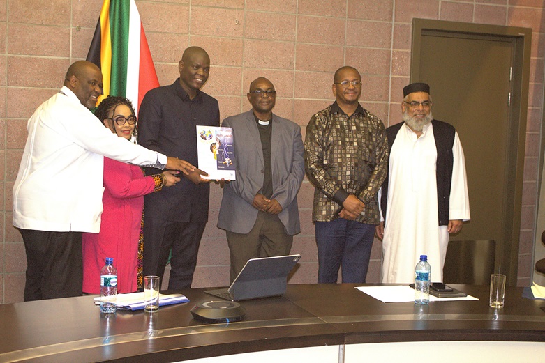 G20.Minister Lamola and faith leaders